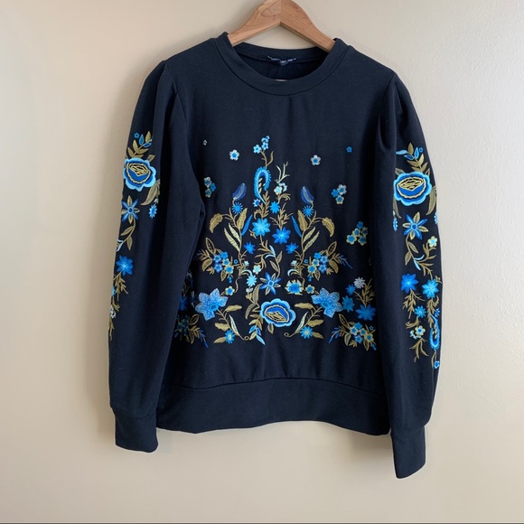 Anthropologie Tops - Anthro DREW embroidered sweatshirt puff sleeve S